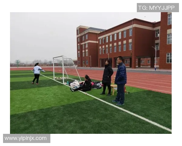 对标球星足球打造全新竞技盛宴引领年轻群体热血追逐梦想 对标球星足球打造全新竞技盛宴引领年轻群体热血追逐梦想